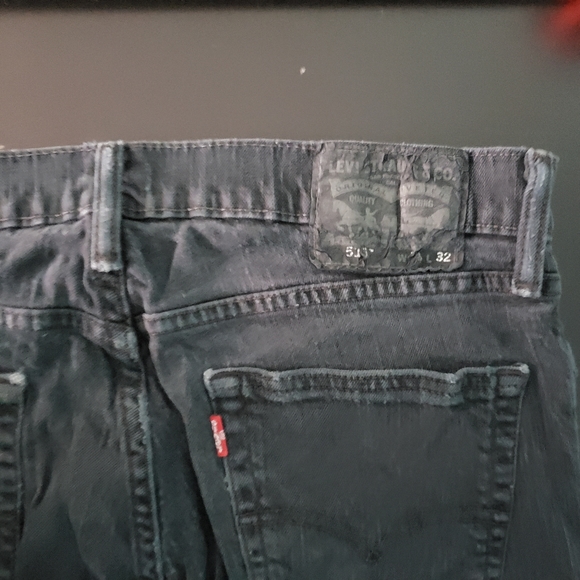 Levis size 32 - Picture 7 of 10